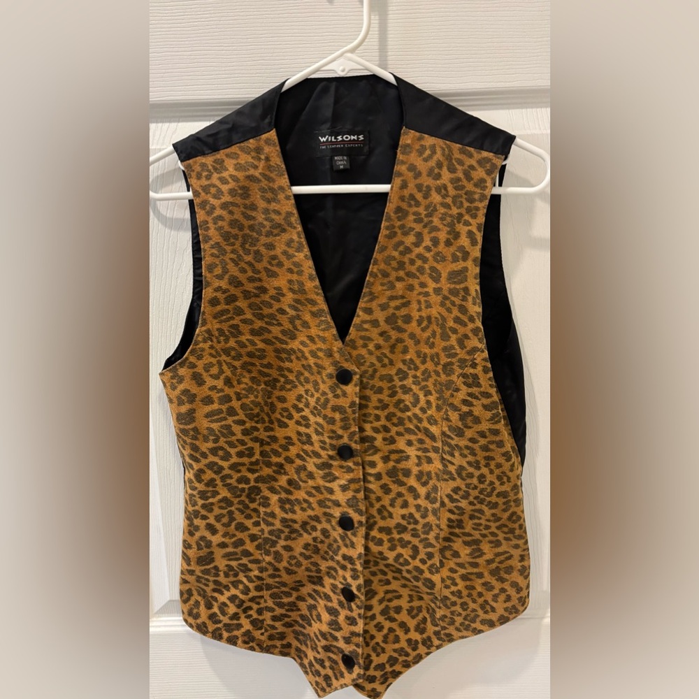 Wilsons Leather Animal Print Vest with Black Details‎